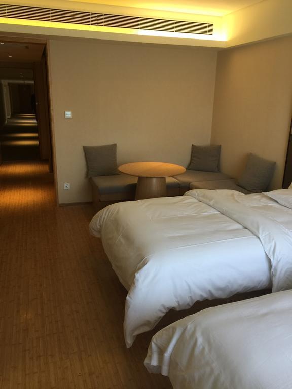 Ji Hotel Jinan Quancheng Square Phòng bức ảnh